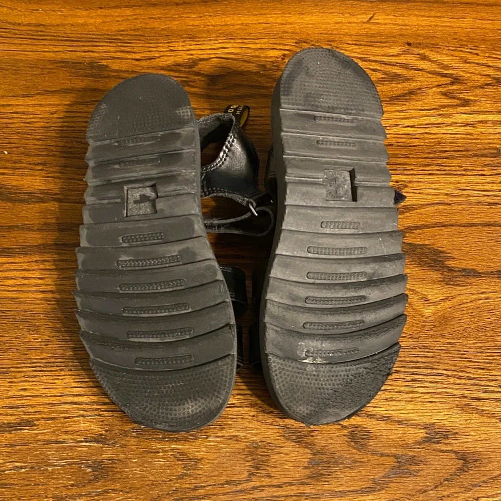 Dr. Martens Unisex Kids Sandals Black Size 4 US Youth 3 UK Women's 5 Hook Loop